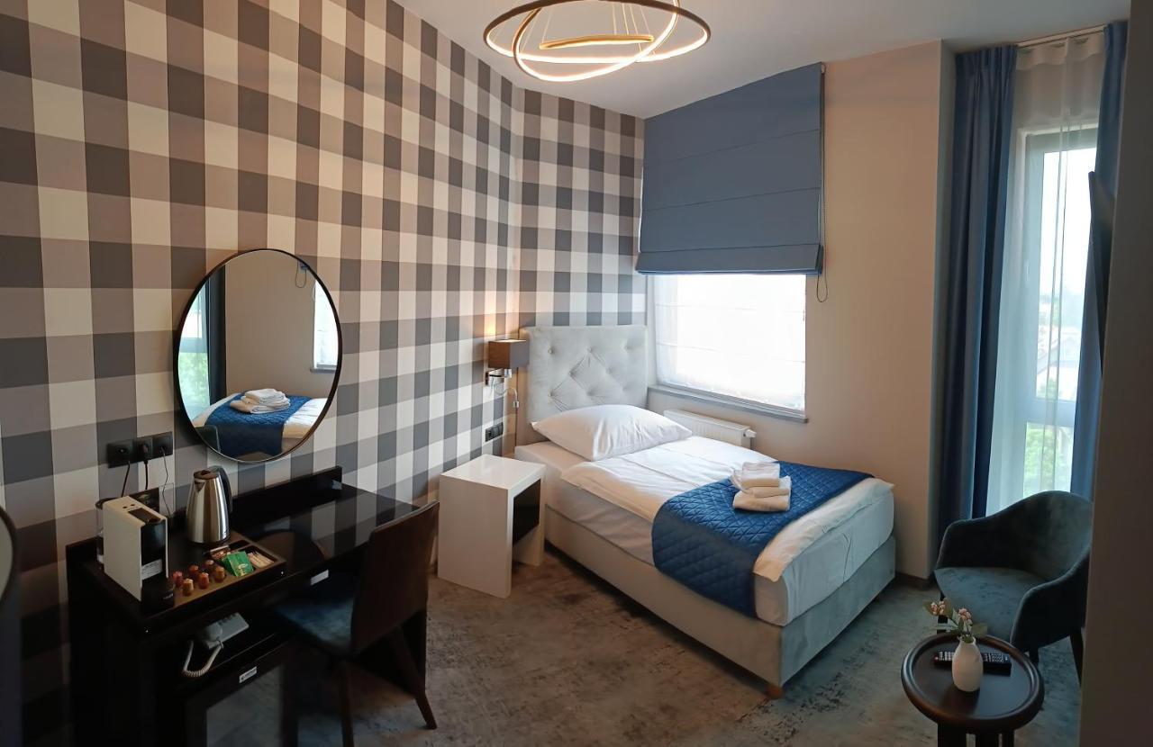 Hotel Sanova Jarosław المظهر الخارجي الصورة