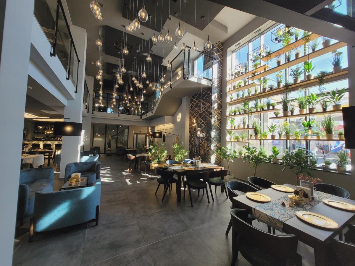Hotel Sanova Jarosław المظهر الخارجي الصورة