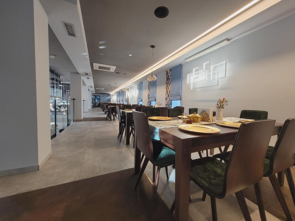 Hotel Sanova Jarosław المظهر الخارجي الصورة